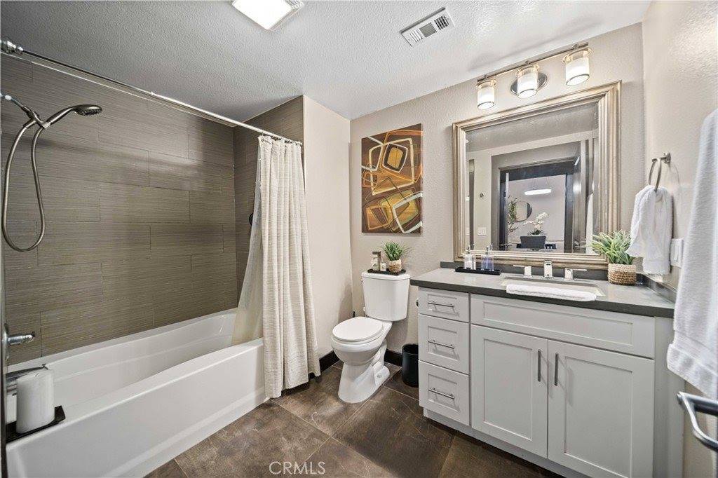 24545 Town Center Drive, #5201, Valencia, CA 91355