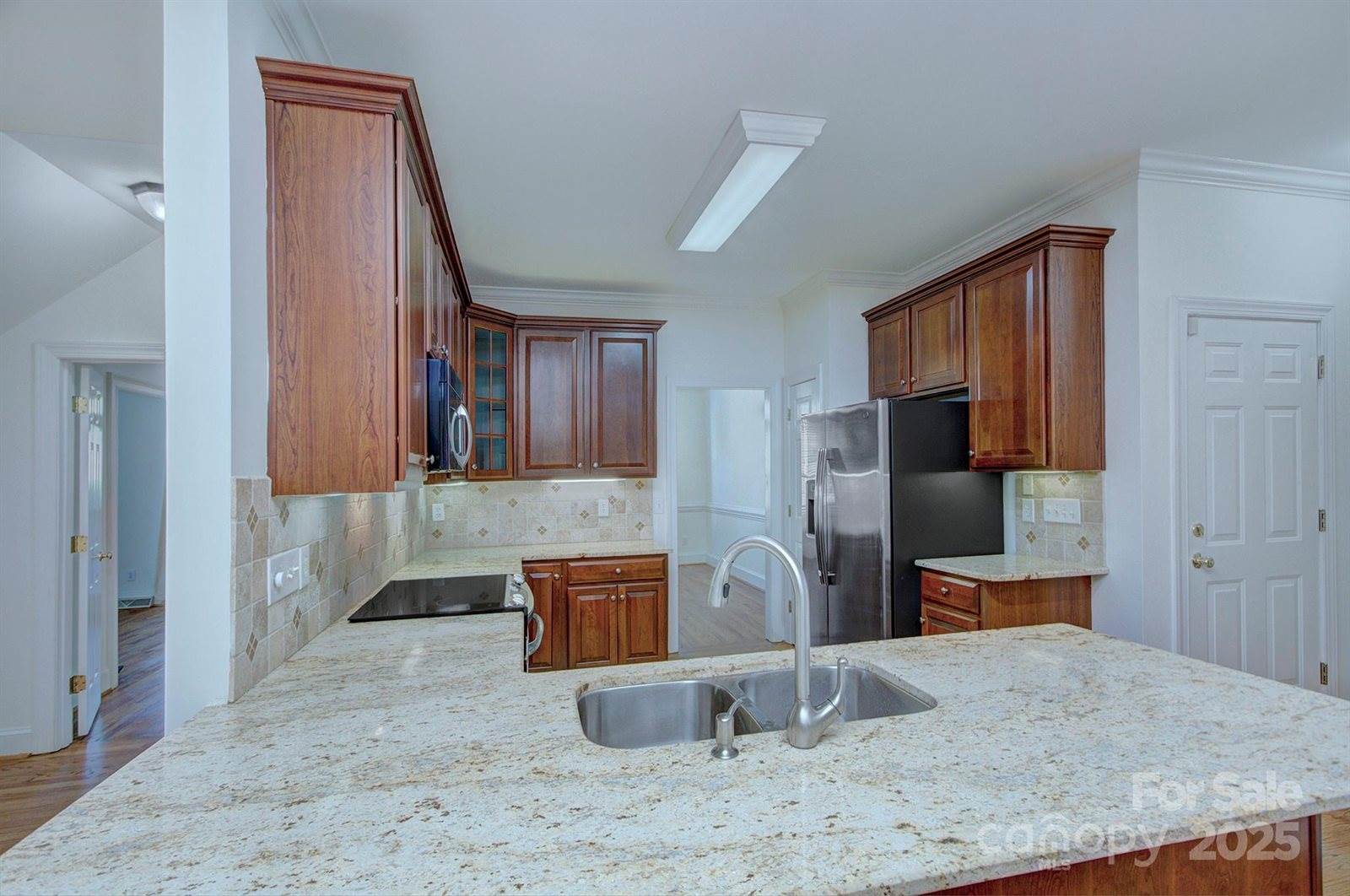 8044 Hawk Crest Court, Charlotte, NC 28270