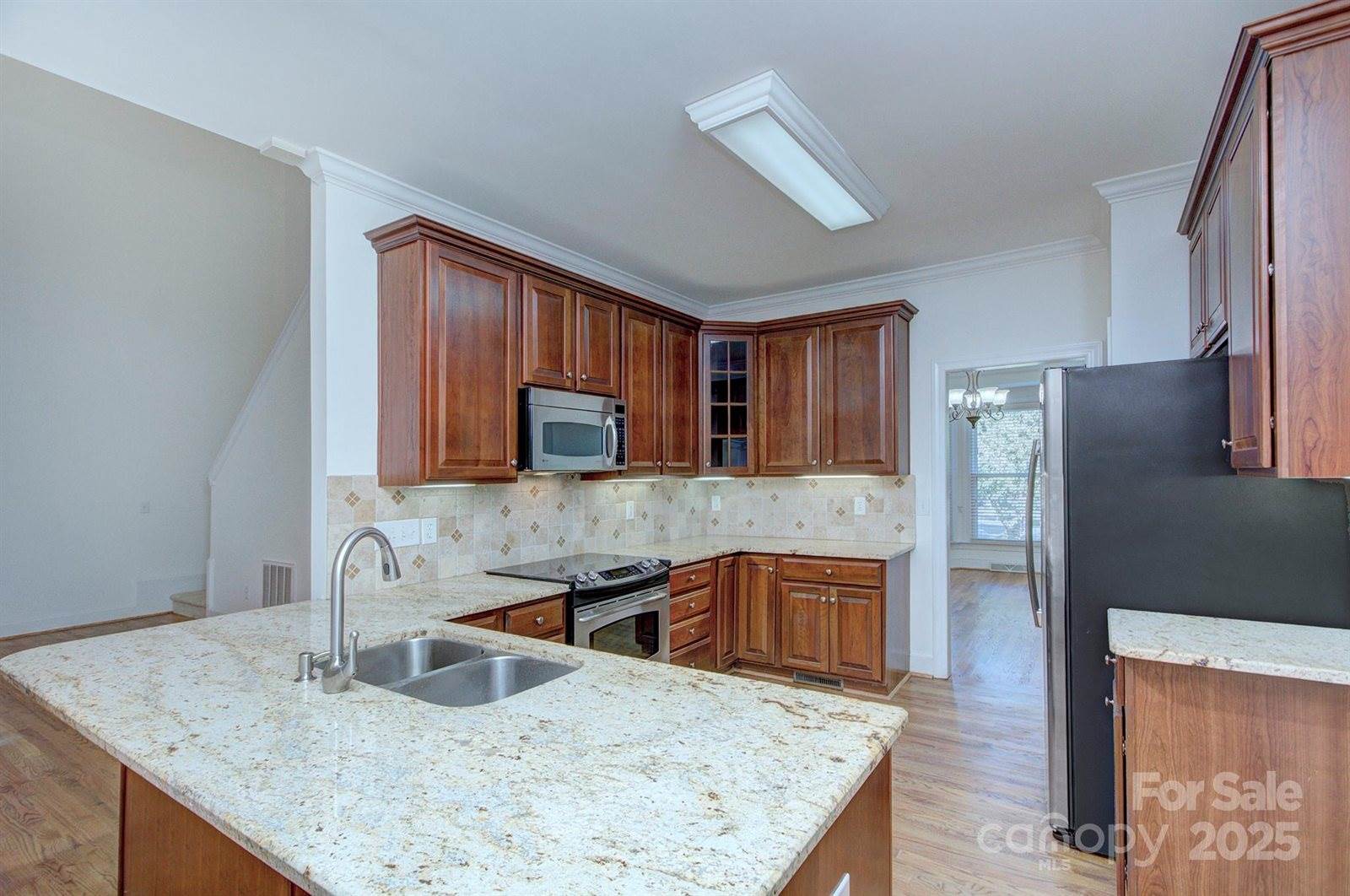 8044 Hawk Crest Court, Charlotte, NC 28270