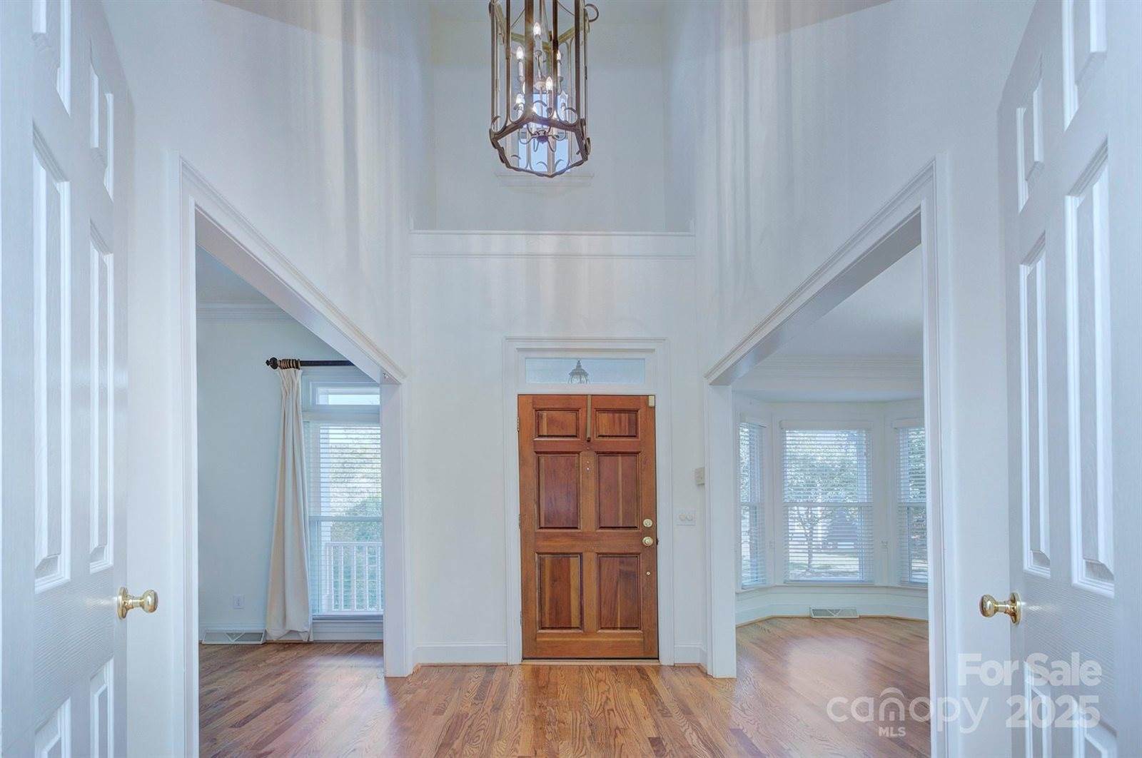 8044 Hawk Crest Court, Charlotte, NC 28270