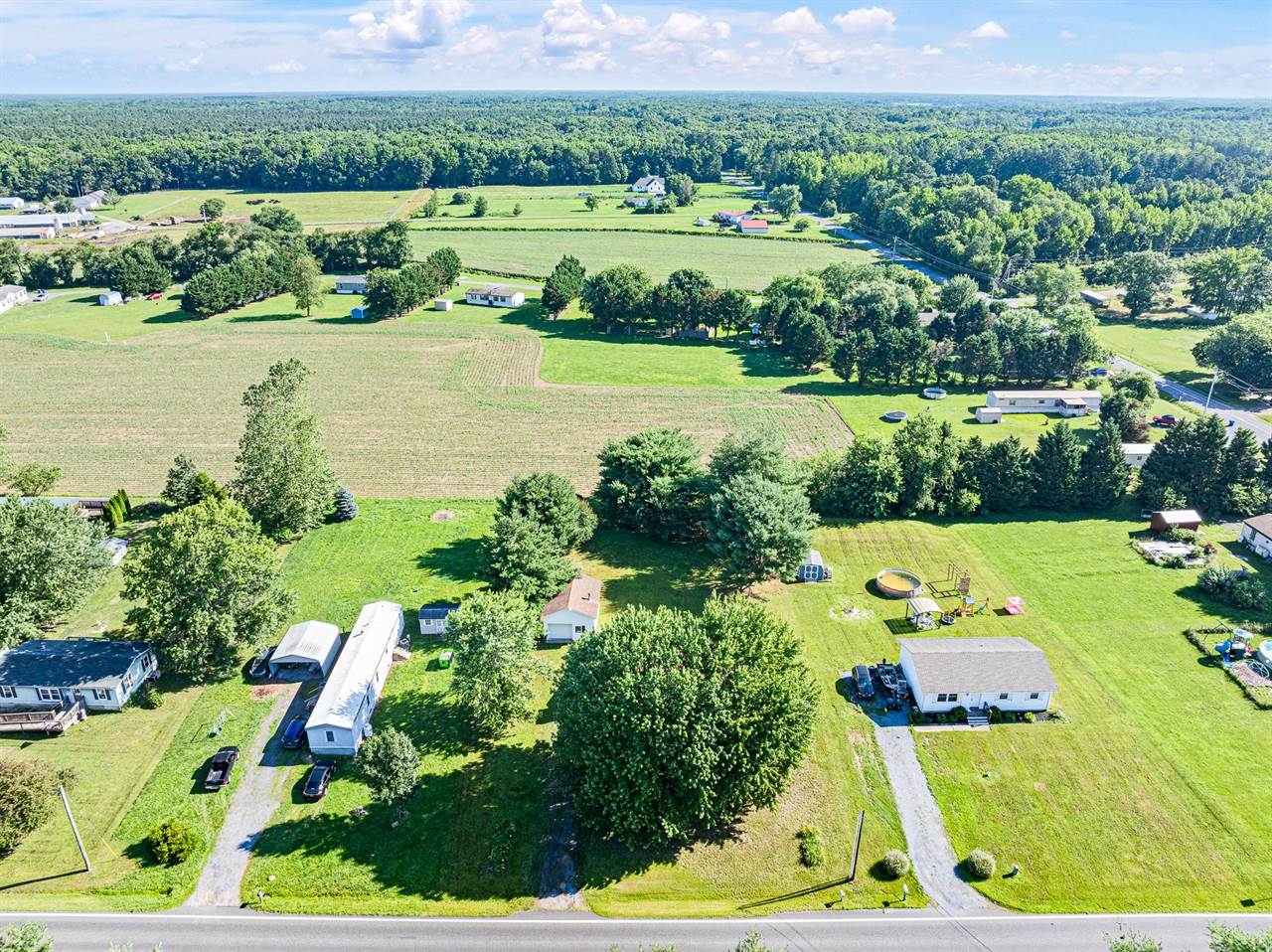 2567 Sandtown Road, Felton, DE 19943