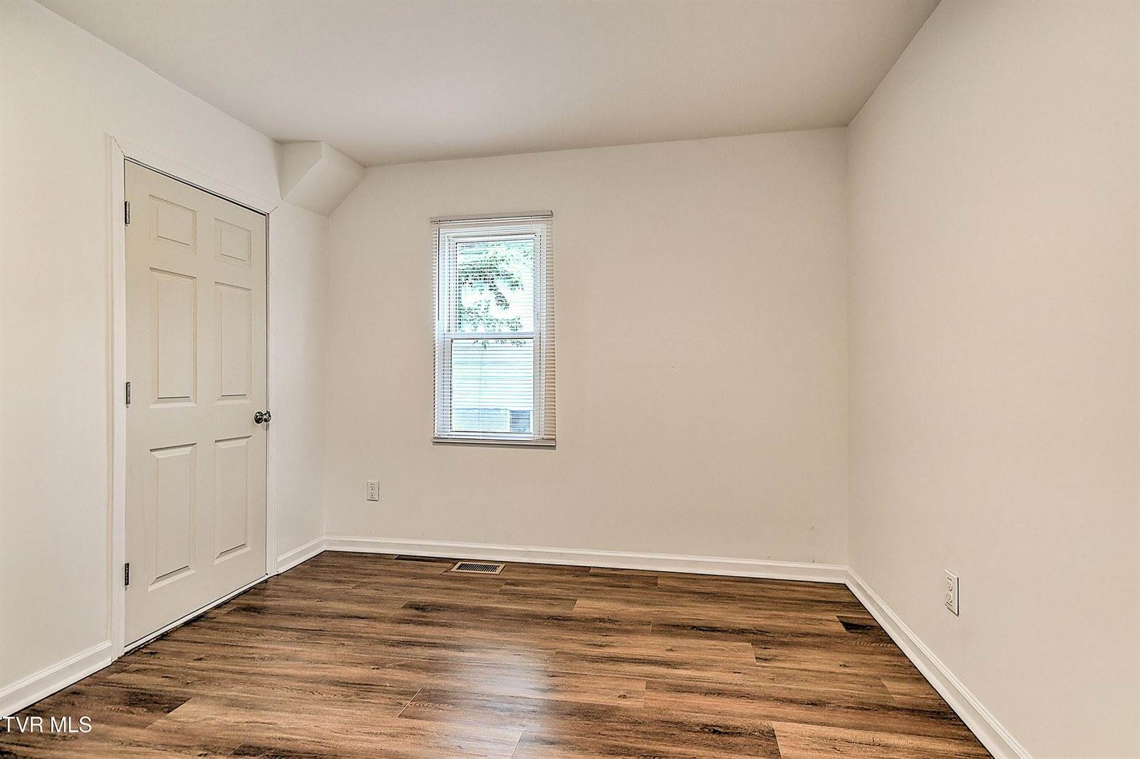 1648 E Street, Kingsport, TN 37664