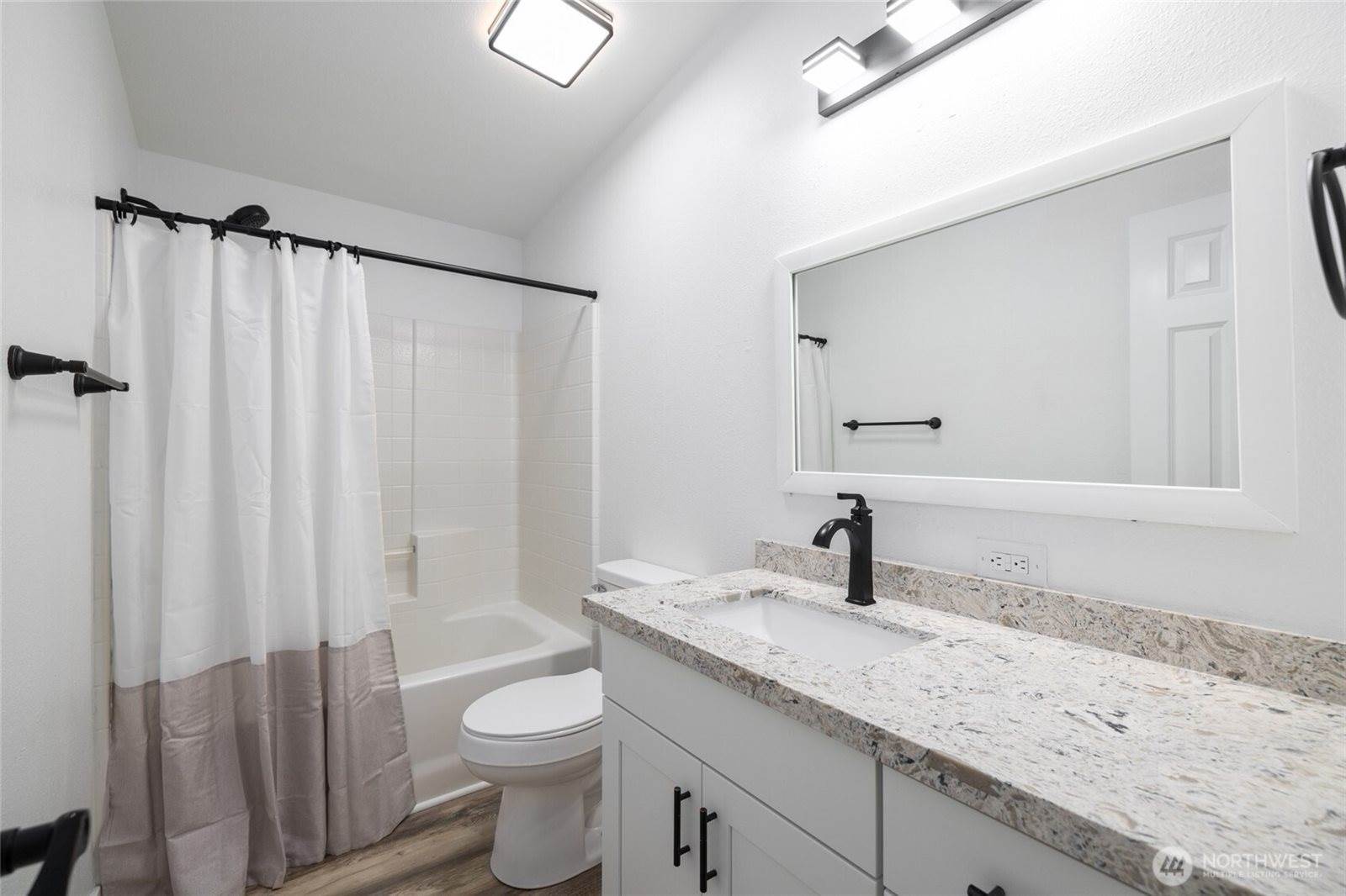 7725 Delvan Hill, Sedro Woolley, WA 98284