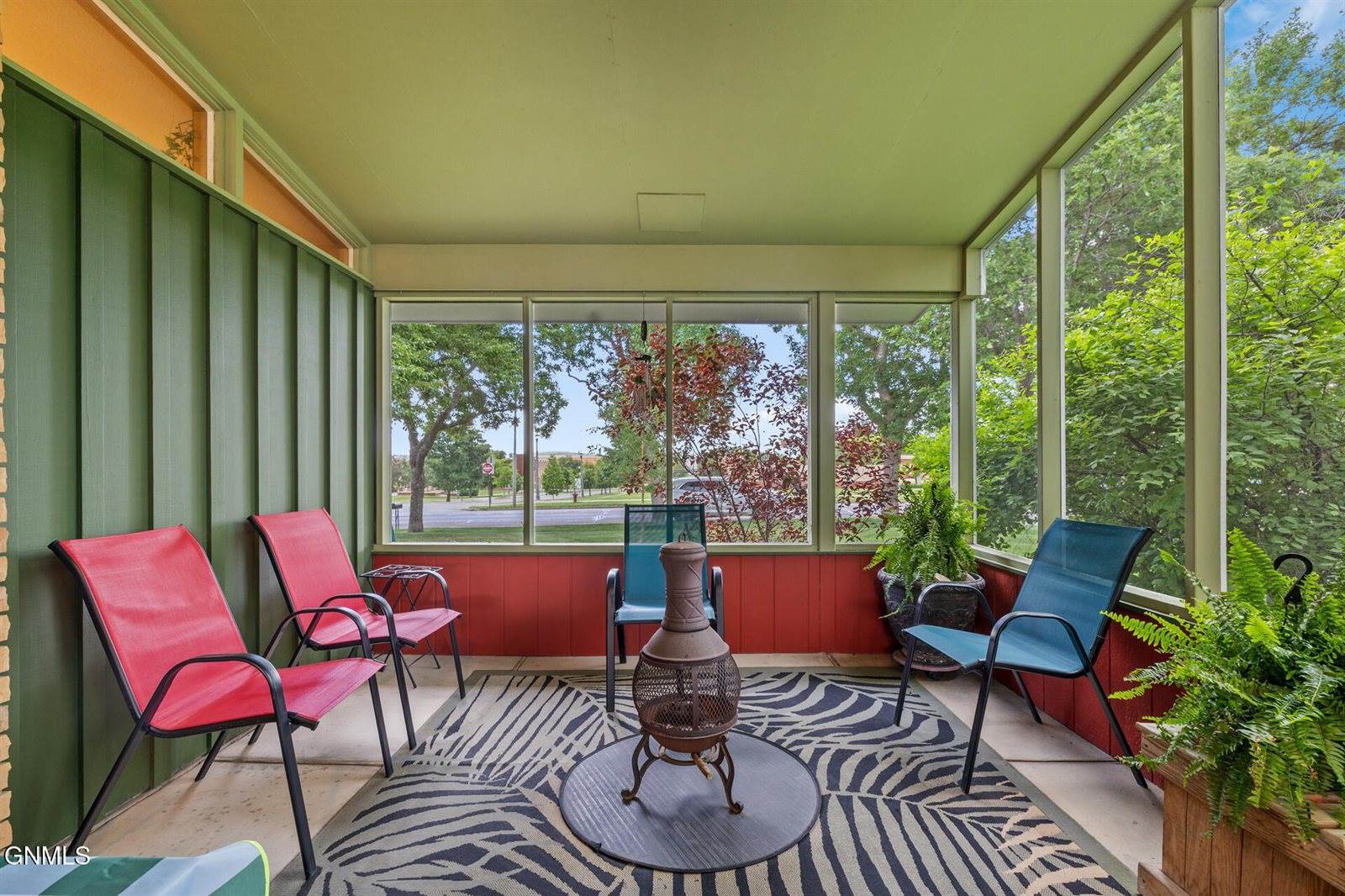 1321 University Avenue, Williston, ND 58801