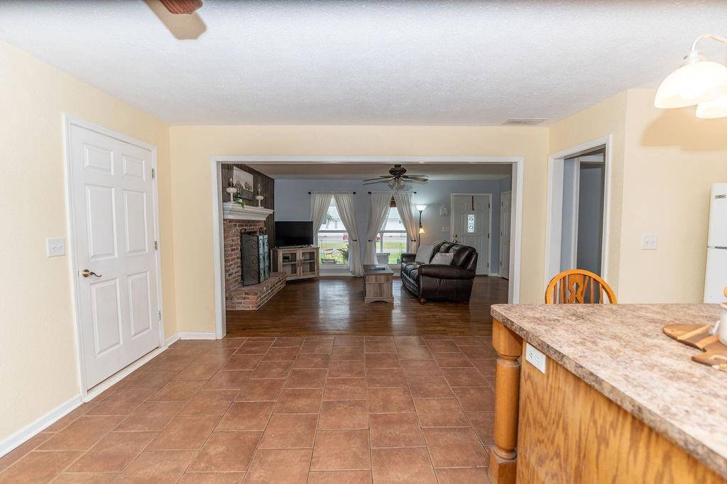 106 South Clark Street, Adrian, MO 64720