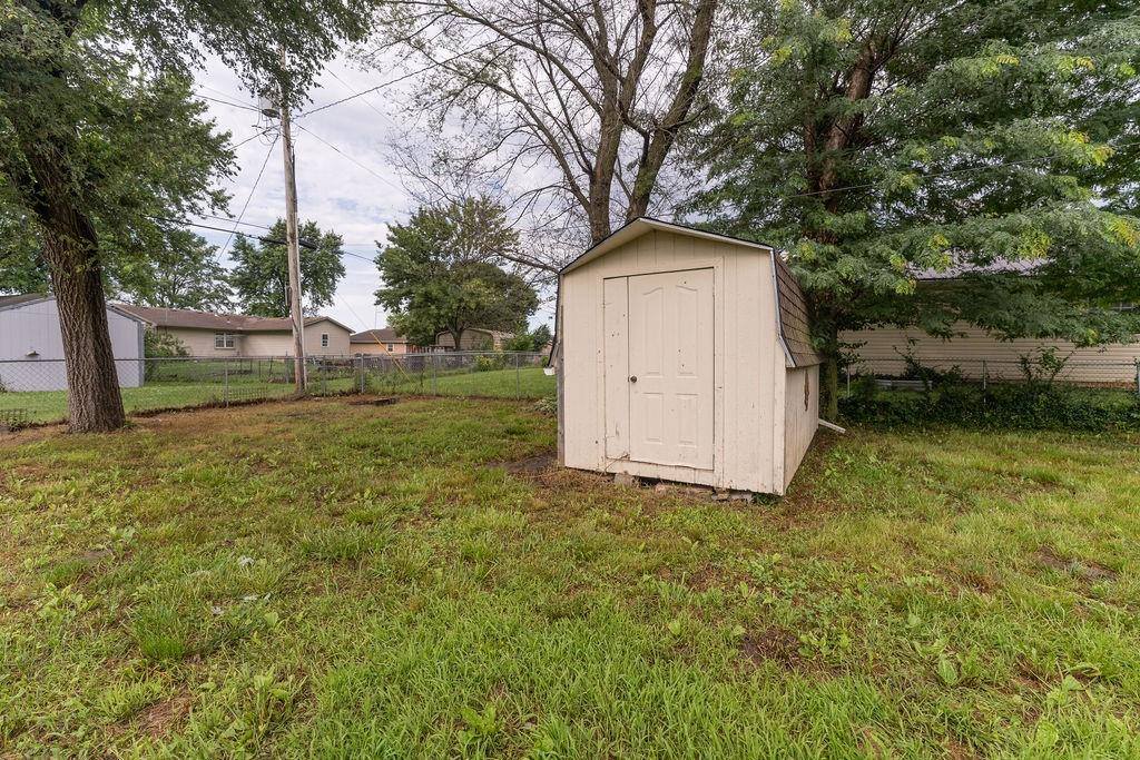 106 South Clark Street, Adrian, MO 64720