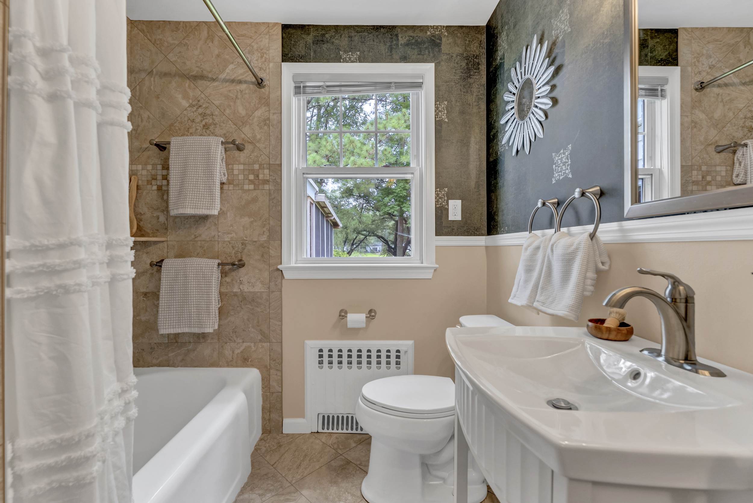 241 Sir Oliver Road, Norfolk, VA 23505