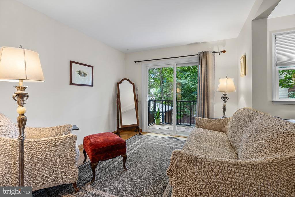 5107 Brentwood Farm Drive, Fairfax, VA 22030