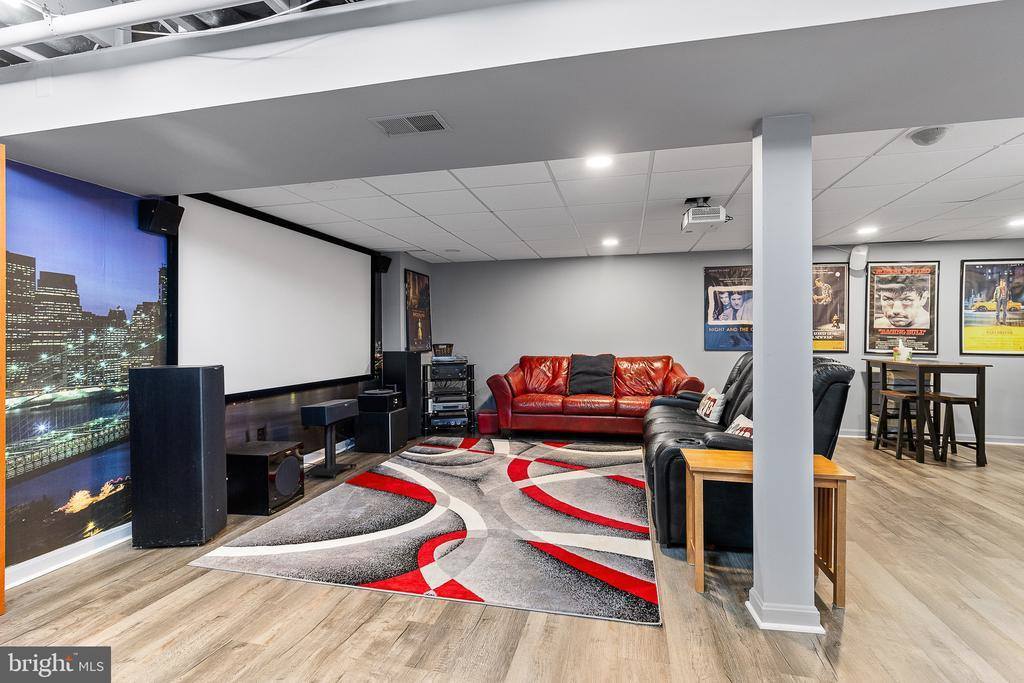 5107 Brentwood Farm Drive, Fairfax, VA 22030