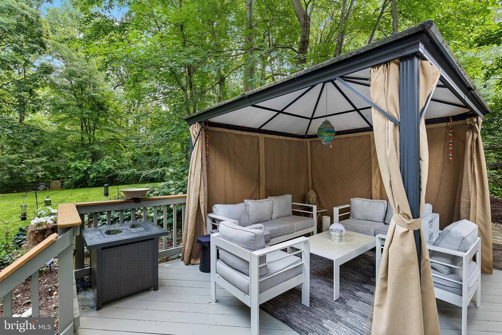 5107 Brentwood Farm Drive, Fairfax, VA 22030