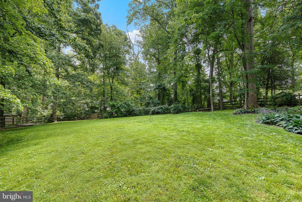 5107 Brentwood Farm Drive, Fairfax, VA 22030