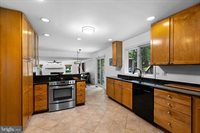 5107 Brentwood Farm Drive, Fairfax, VA 22030