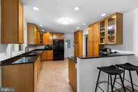 5107 Brentwood Farm Drive, Fairfax, VA 22030