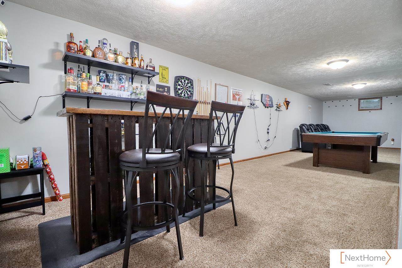 5609 Stonecliffe Court, Lincoln, NE 68516