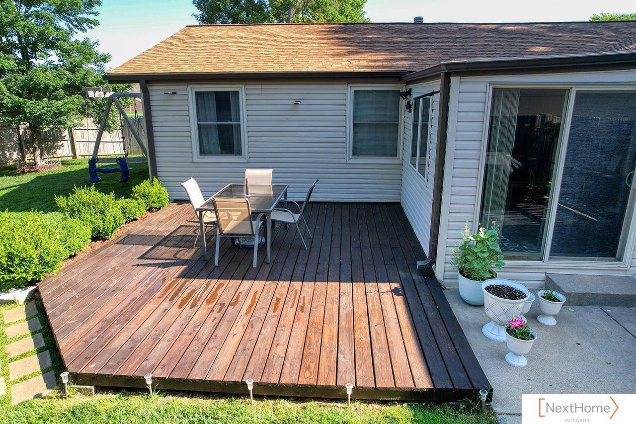 5609 Stonecliffe Court, Lincoln, NE 68516