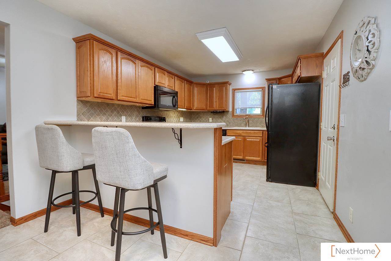 5609 Stonecliffe Court, Lincoln, NE 68516