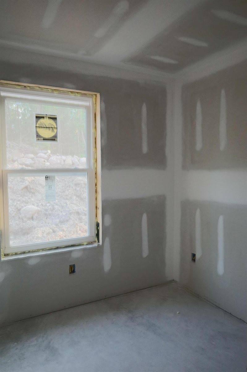 67 Sandy Drive, Monmouth, ME 04259