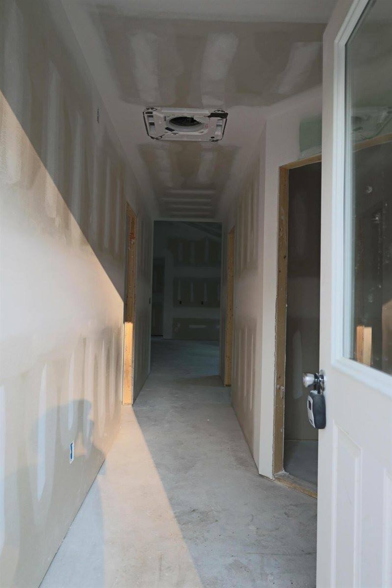 67 Sandy Drive, Monmouth, ME 04259