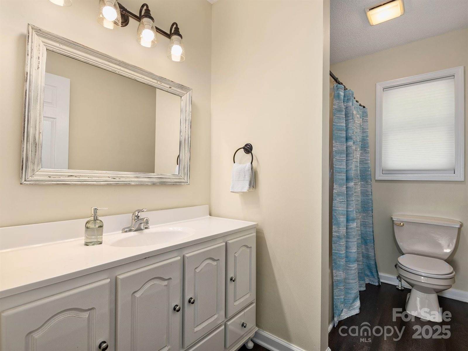 345 Bob Barnwell Road, Fletcher, NC 28732