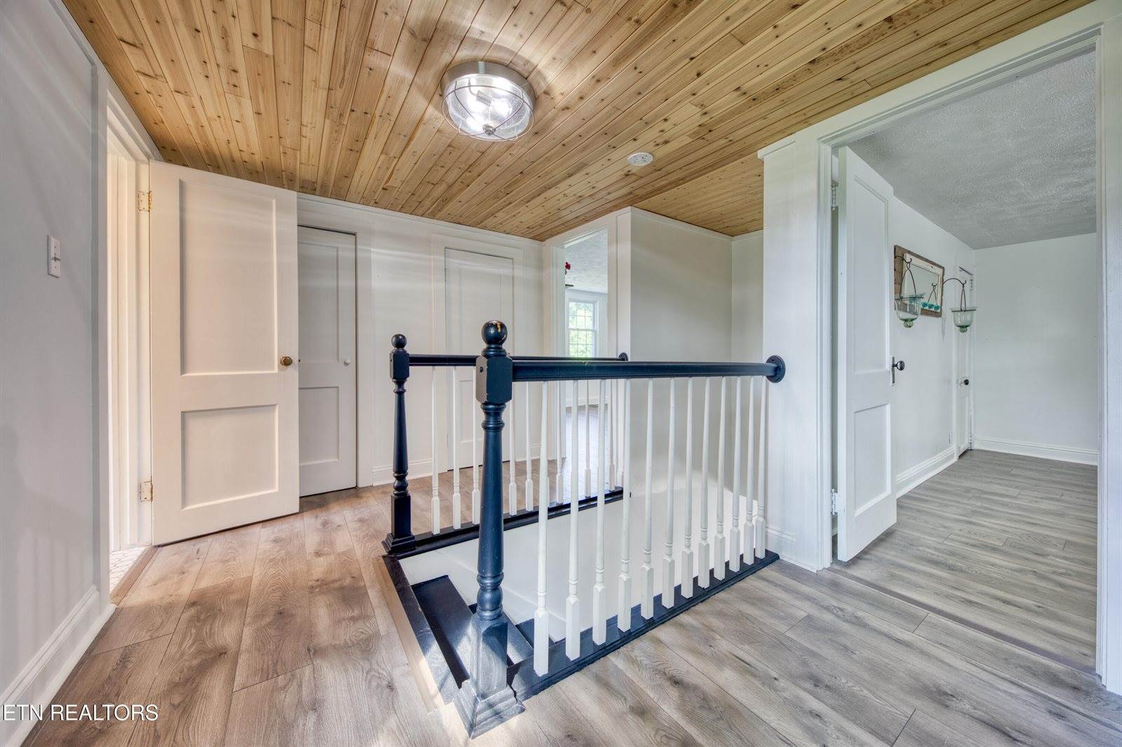 313 Edgewood Circle, Clinton, TN 37716