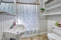 313 Edgewood Circle, Clinton, TN 37716