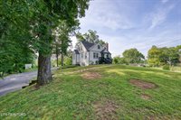 313 Edgewood Circle, Clinton, TN 37716