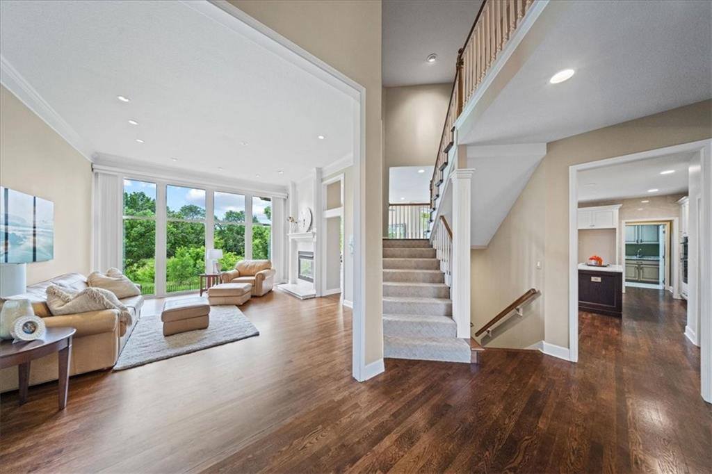 6119 W 128th Street, Overland Park, KS 66209