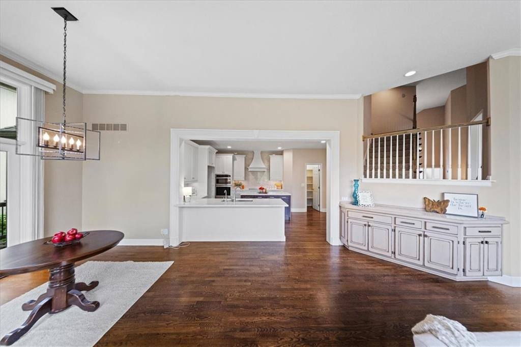 6119 W 128th Street, Overland Park, KS 66209