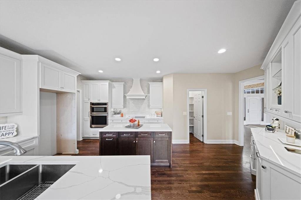 6119 W 128th Street, Overland Park, KS 66209