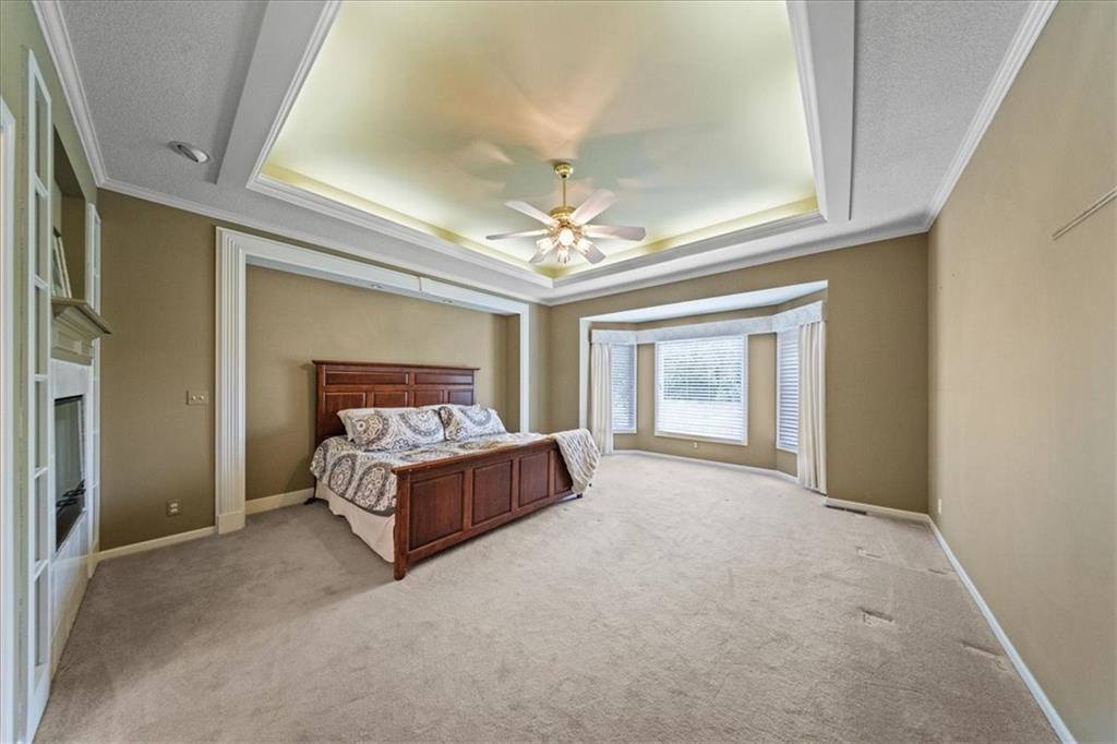 6119 W 128th Street, Overland Park, KS 66209