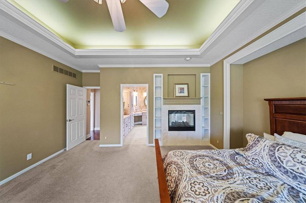 6119 W 128th Street, Overland Park, KS 66209