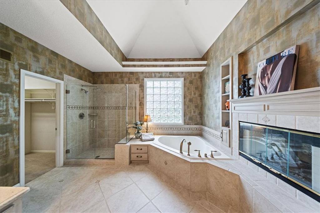 6119 W 128th Street, Overland Park, KS 66209