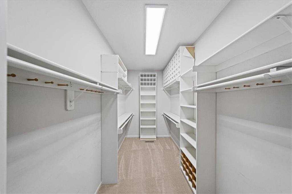 6119 W 128th Street, Overland Park, KS 66209