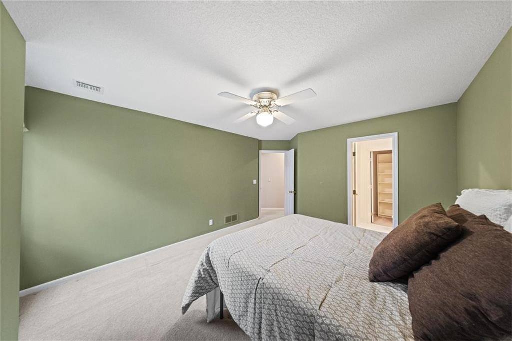 6119 W 128th Street, Overland Park, KS 66209