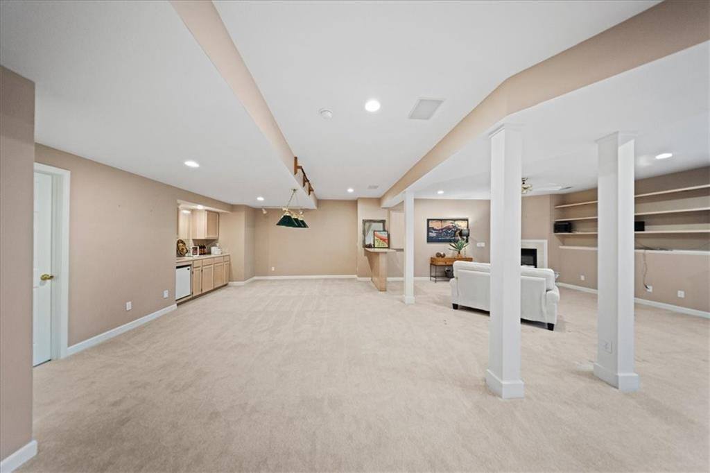 6119 W 128th Street, Overland Park, KS 66209