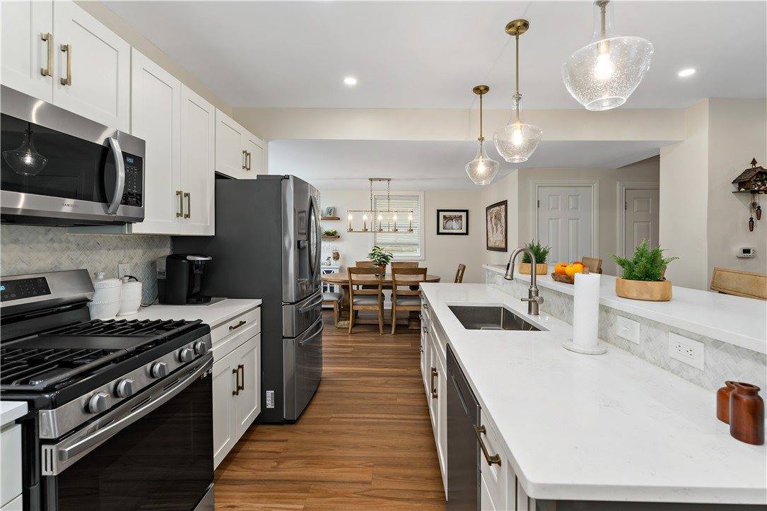 131 Monitor Ave, Ben Avon, PA 15202