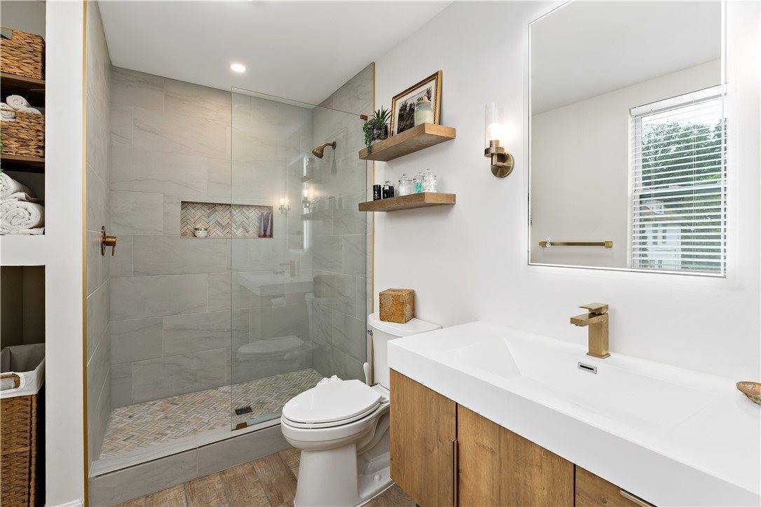 131 Monitor Ave, Ben Avon, PA 15202