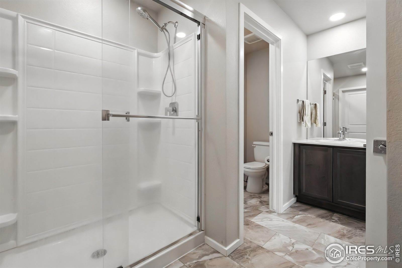 6637 6th St, Greeley, CO 80634