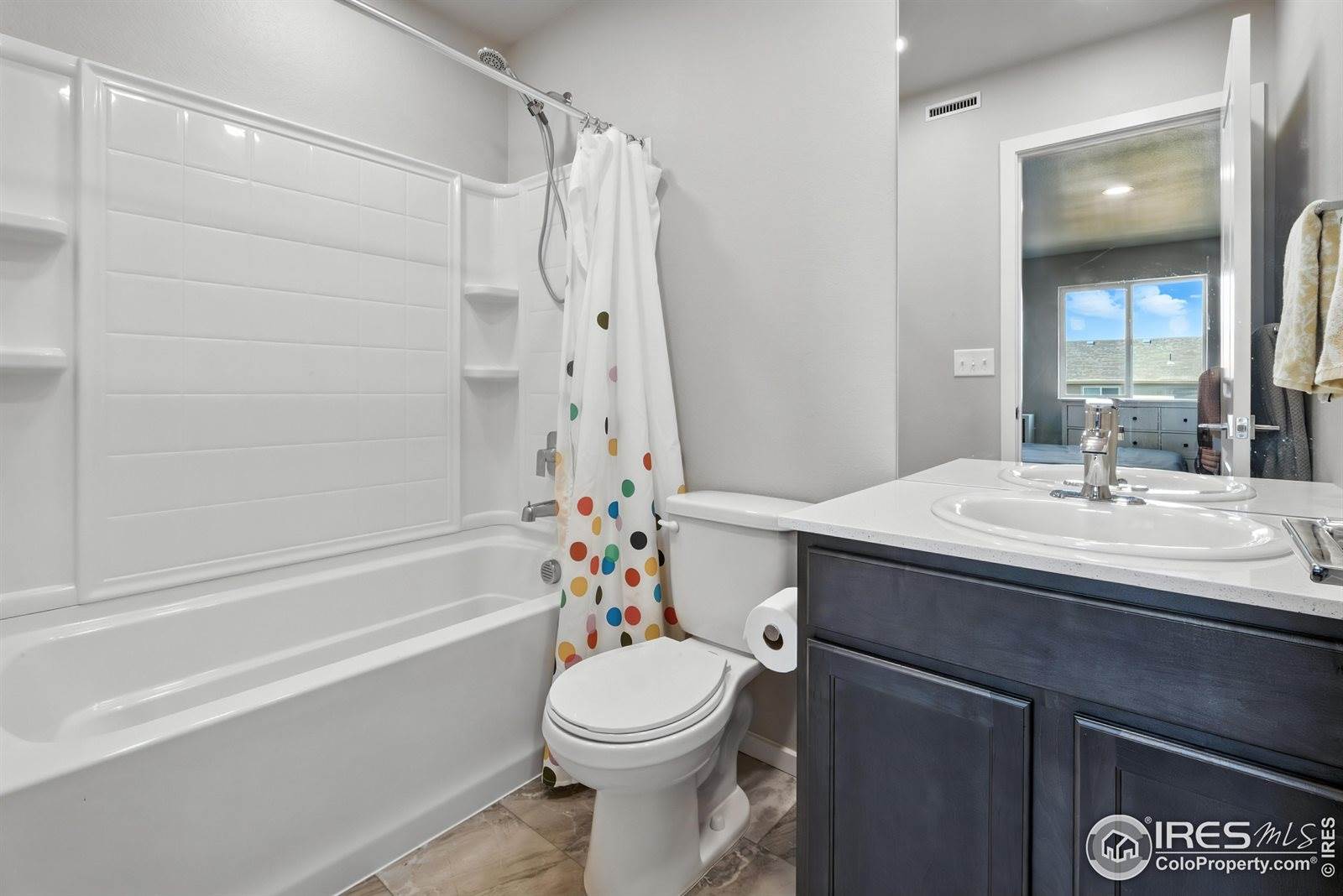 6637 6th St, Greeley, CO 80634