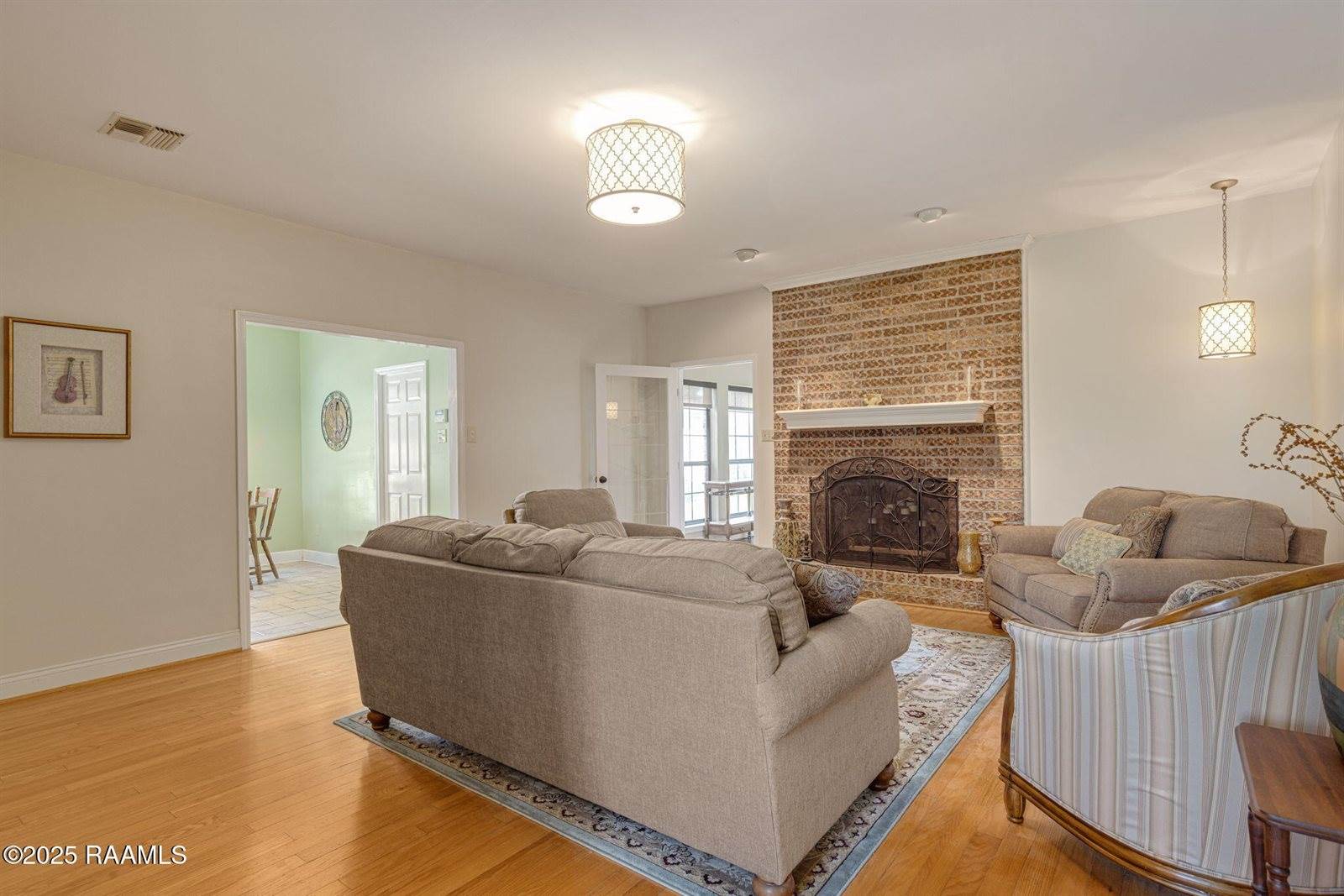 109 Woodward Drive, Lafayette, LA 70508