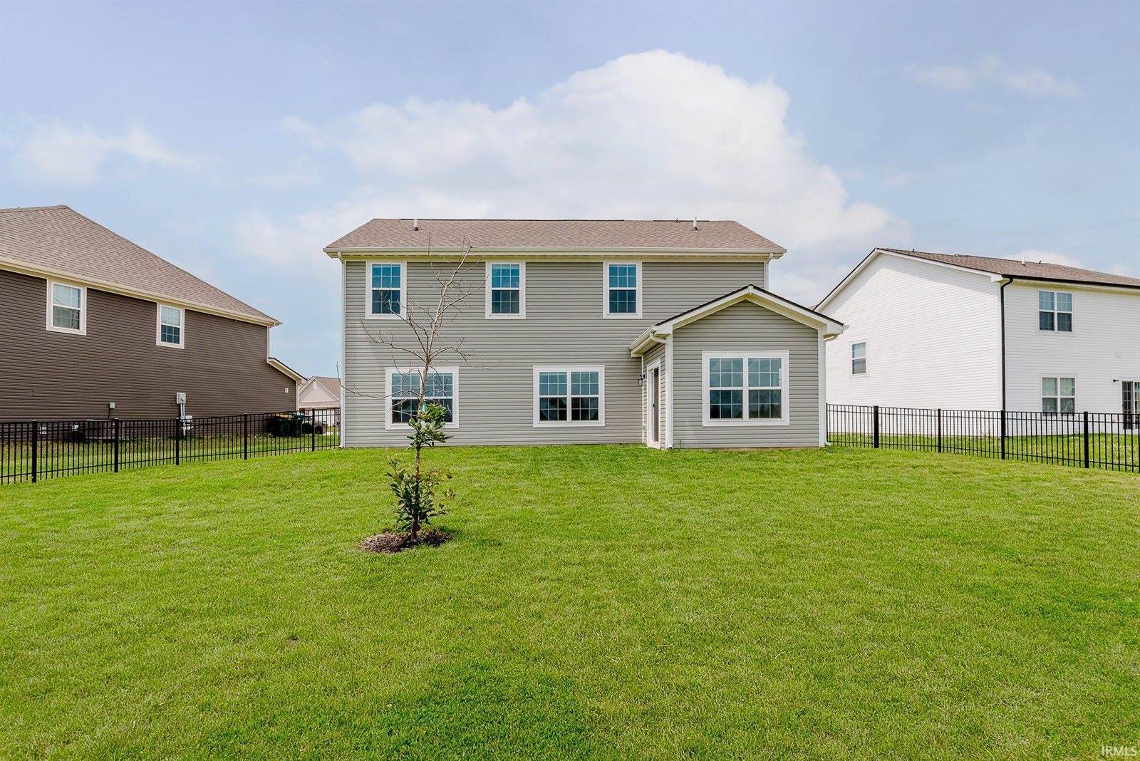 17951 Paula Walk, Westfield, IN 46074