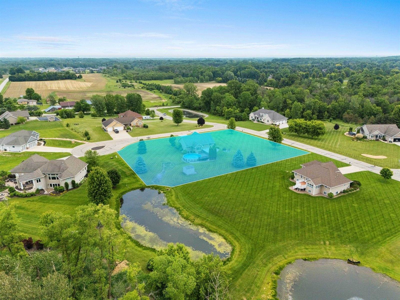 3231 Northridge Court, Suamico, WI 54313