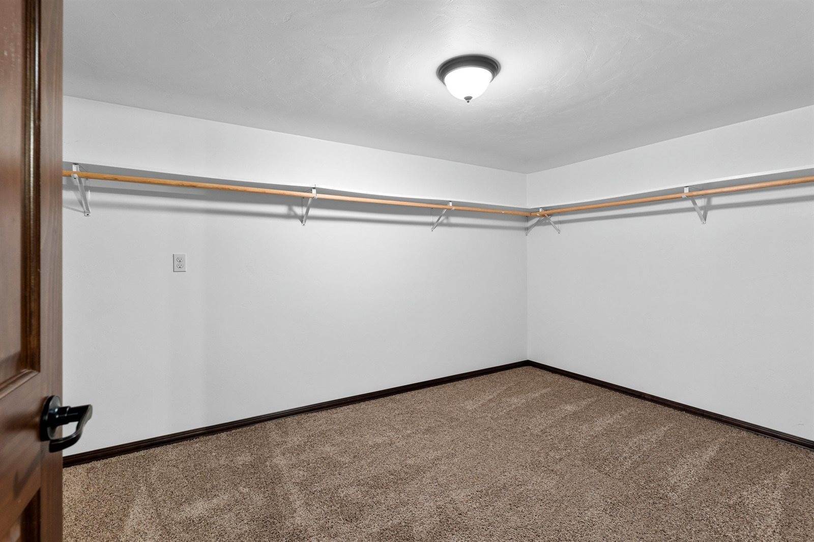 3231 Northridge Court, Suamico, WI 54313