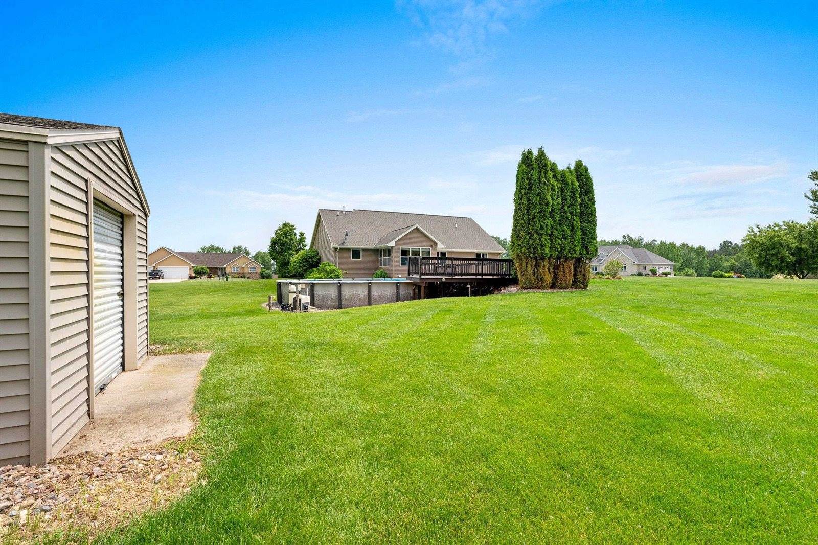 3231 Northridge Court, Suamico, WI 54313