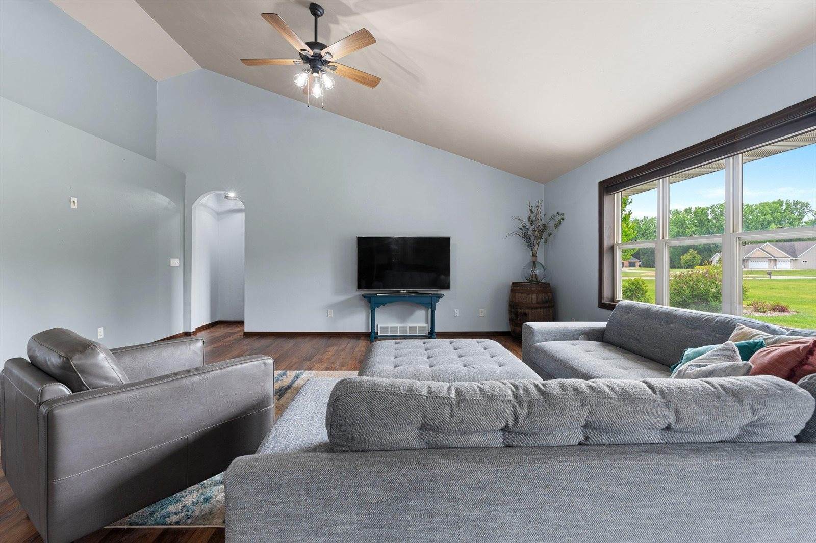 3231 Northridge Court, Suamico, WI 54313