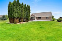3231 Northridge Court, Suamico, WI 54313