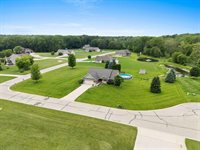 3231 Northridge Court, Suamico, WI 54313