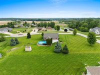 3231 Northridge Court, Suamico, WI 54313