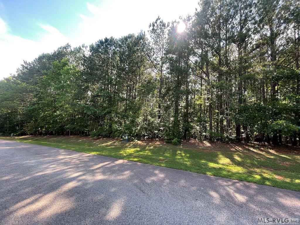 000 Harbor Drive, Macon, NC 27551