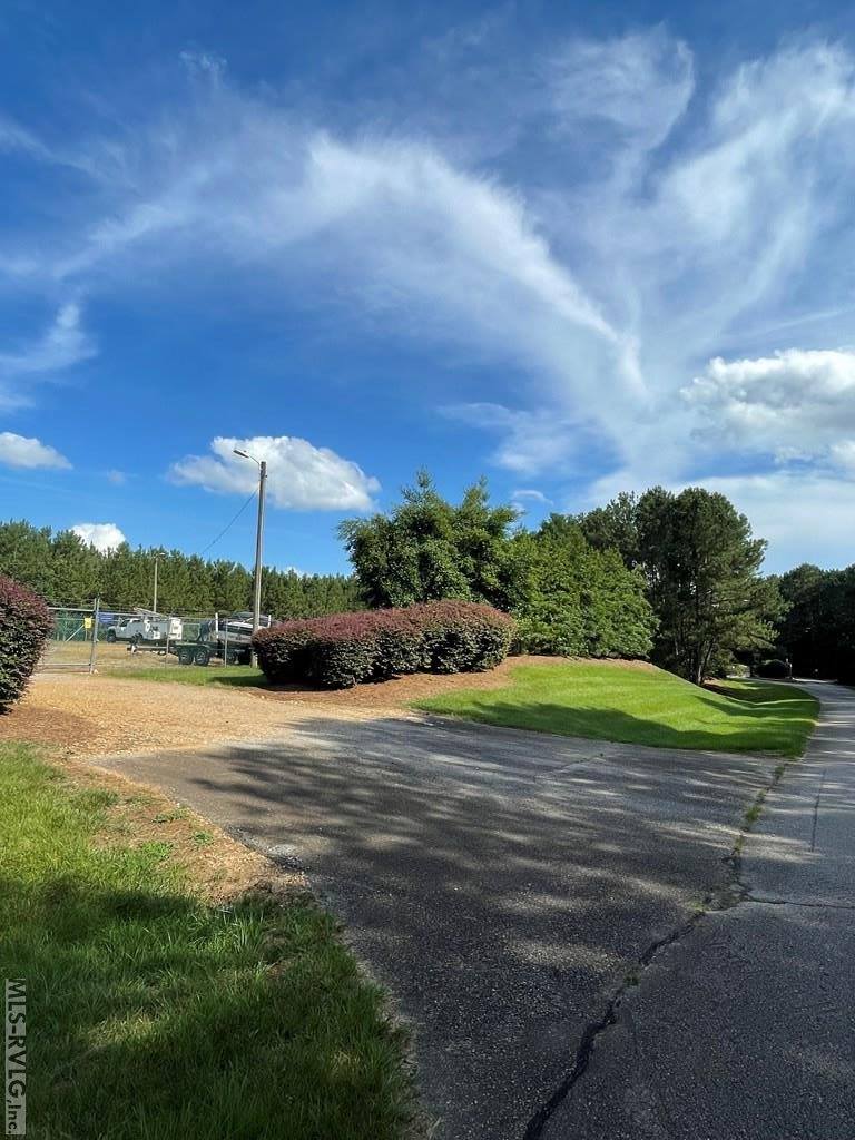 000 Harbor Drive, Macon, NC 27551